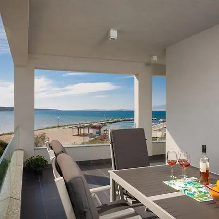 Sunset Bay - Amazing View And Large Heated Pool Вилла Любач