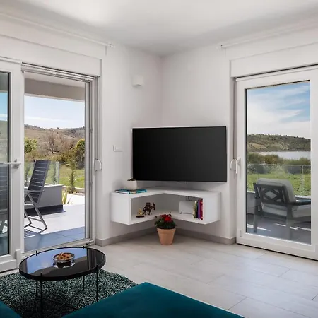 Вилла Sunset Bay - Amazing View And Large Heated Pool *