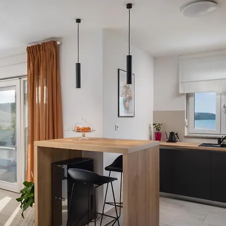 Sunset Bay - Amazing View And Large Heated Pool *