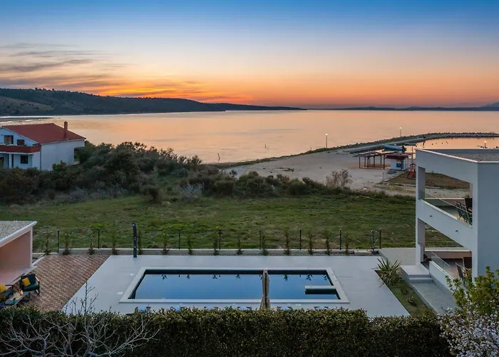 Sunset Bay - Amazing View And Large Heated Pool Villa Ljubač