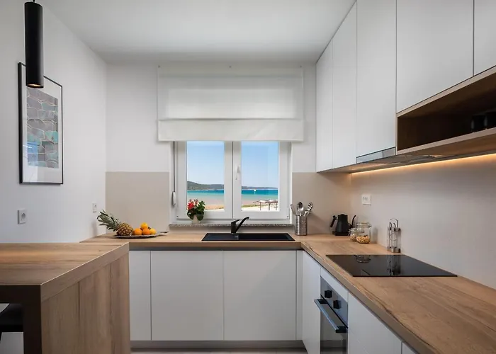 Sunset Bay - Amazing View And Large Heated Pool Villa *