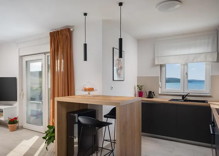 Sunset Bay - Amazing View And Large Heated Pool *