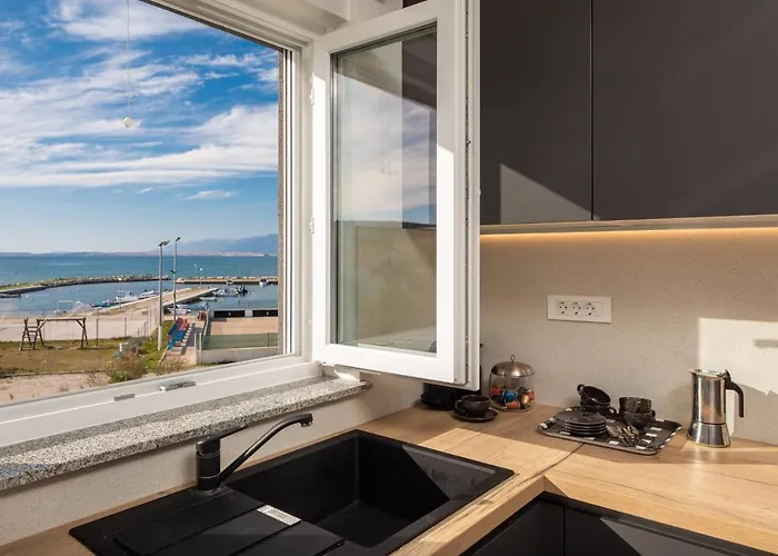 Sunset Bay - Amazing View And Large Heated Pool Villa *